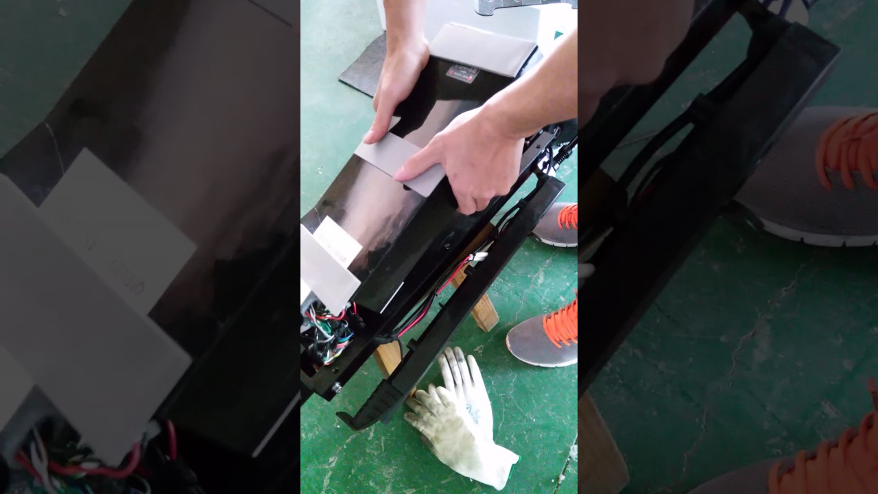 take off battery of  DT 1