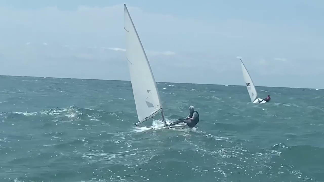 ILCA Laser Sailing: steering through waves and s-turns