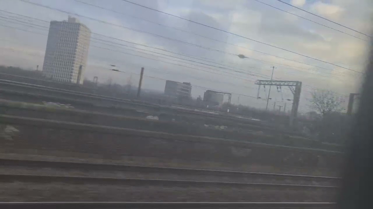 London Northwestern Railway class 350123 from London Euston to Rugby