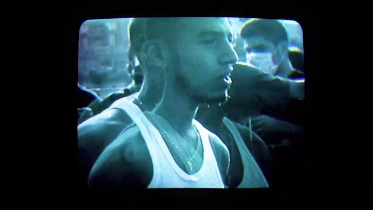 01. Yezzy Wallace - MÜRPHYNNA (Intro) [ChangeordiE Documental]