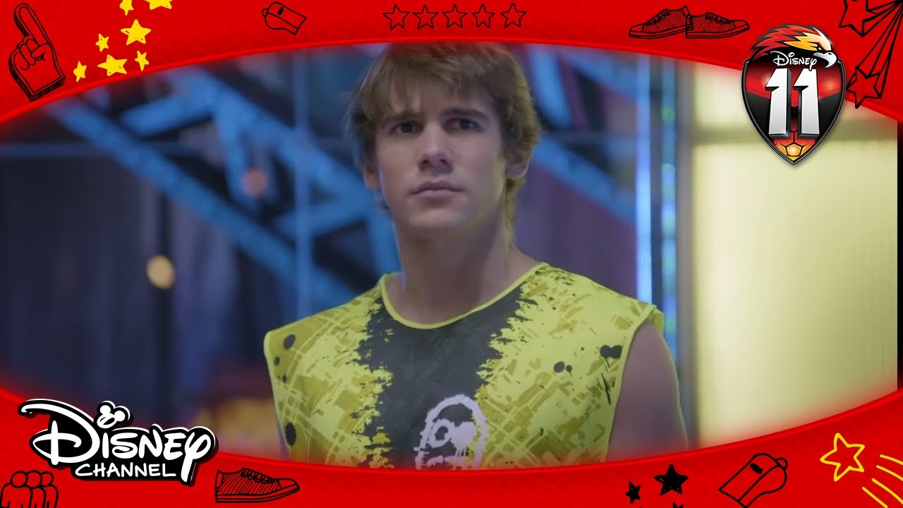 İlk 11 | Fabrika'daki Ma&ccedil;ta Gabo Martin'e Karşı ⚽ | Disney Channel T&uuml;rkiye