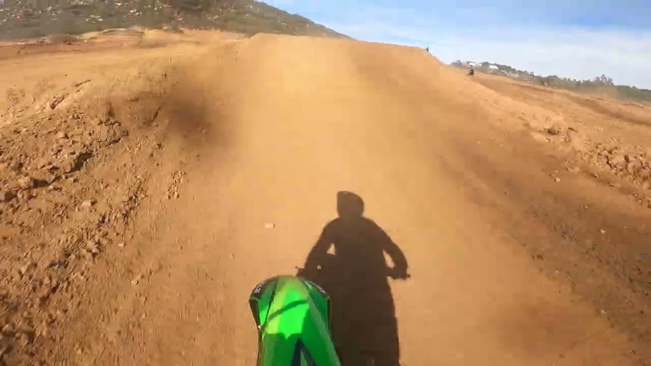 Barona oaks motocross new layout - Fun battle with fast 450 rider. December 2025