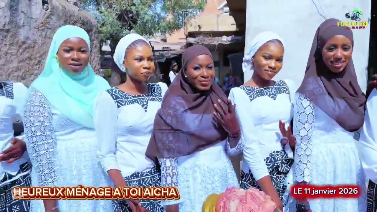 HEUREUX MÉNAGE A TOI ((AICHA))
