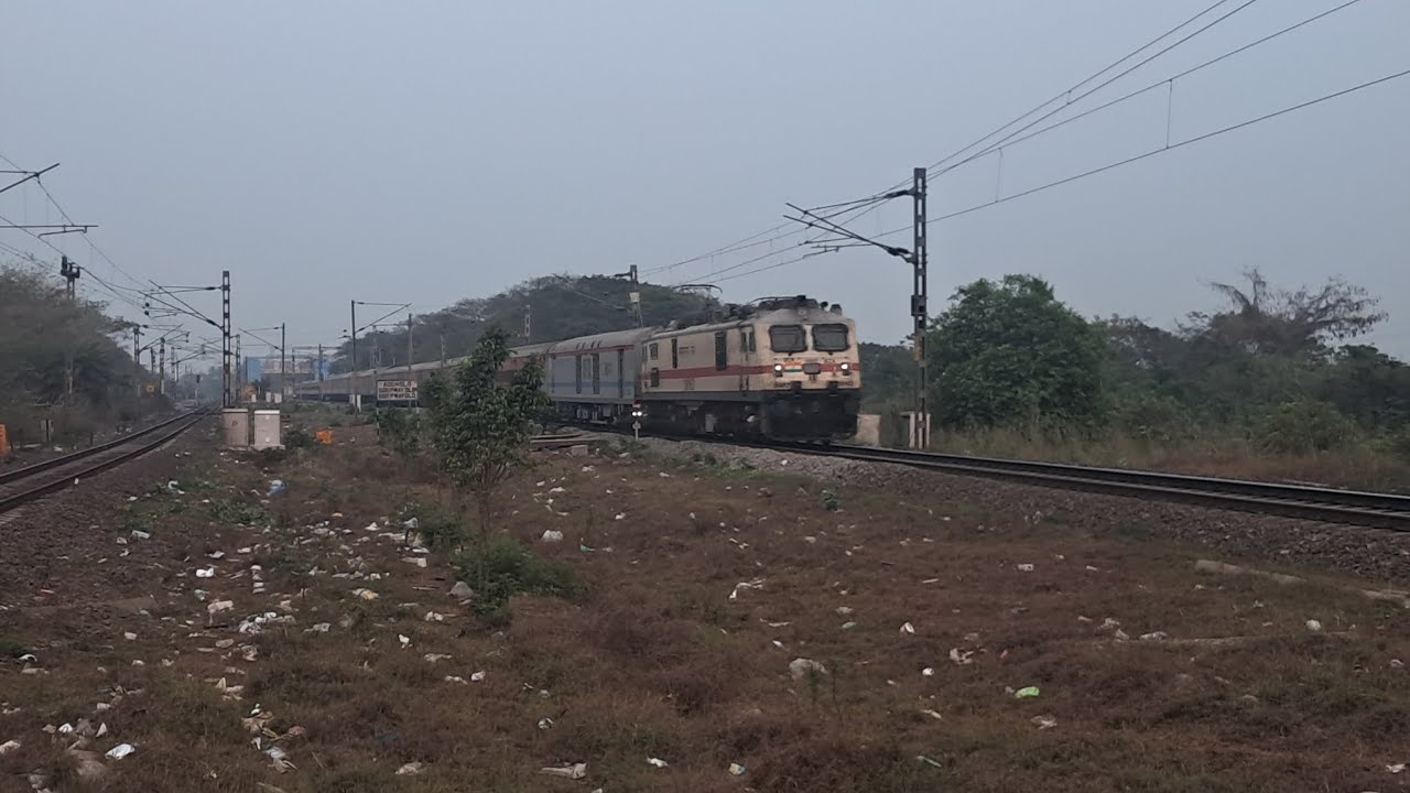 8 Trains in One Shot ! Epic Railfan Moment at Kadiyam C Curve . # kadiyam C Curve # Rajahmundry.