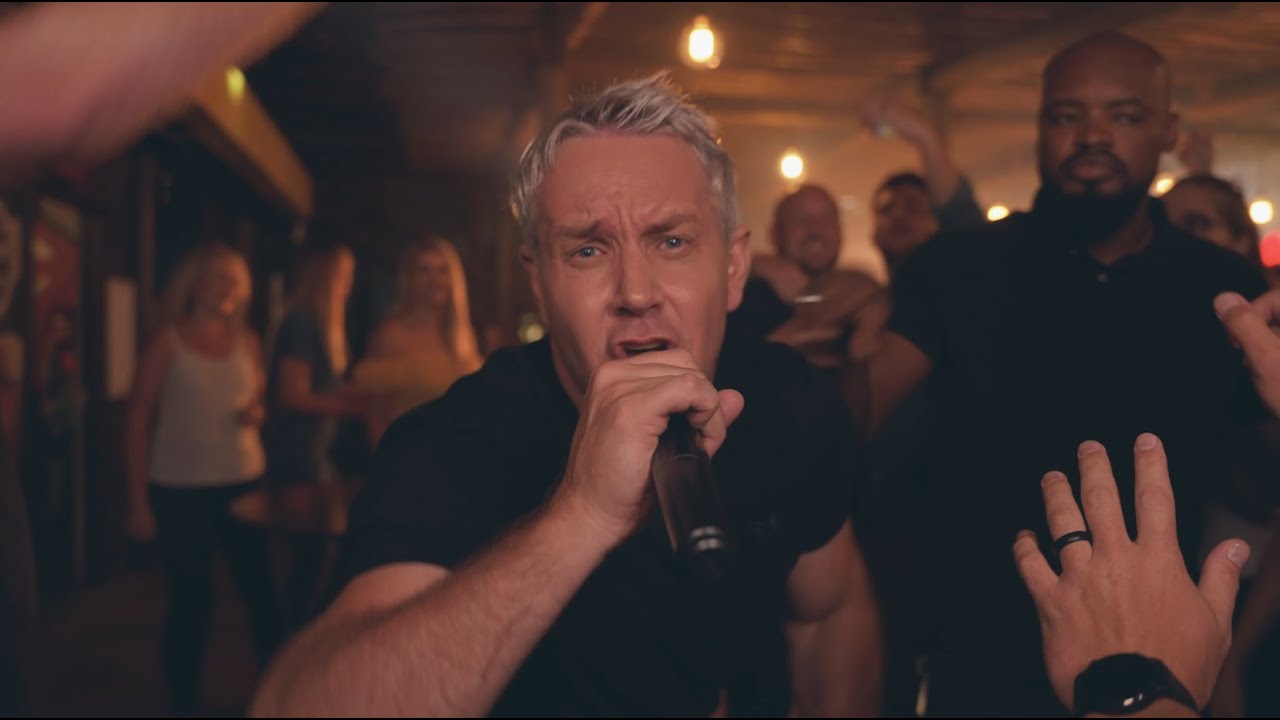 Deon Groot - Dans In Afrikaans (Offisiële Musiekvideo)