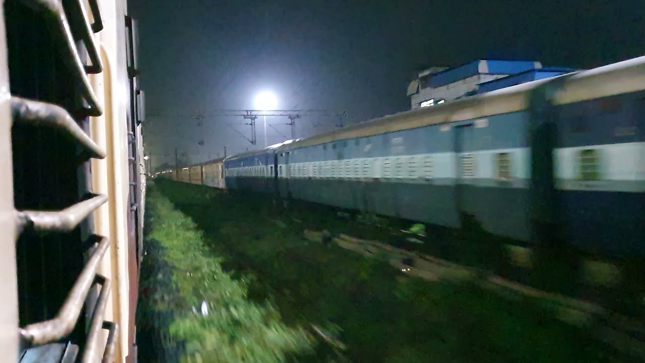 Igatpuri to Nashik train journey || night relaxing train sound 🎧recommended 02141 LTT-PATLIPITRA exp