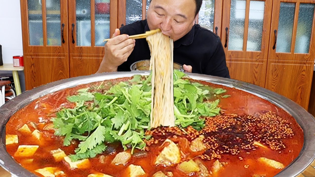 3斤五花肉，阿强做“福建线面”，能无限繁殖越吃越多的面！｜Mukbang【cram阿强】