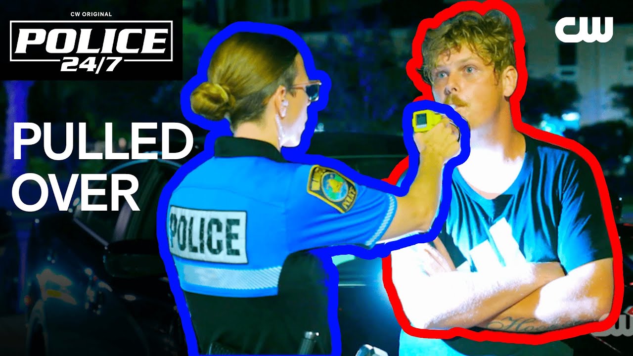 Cop Pulls Over Driver for Running Red Light | Police 24/7 | The CW