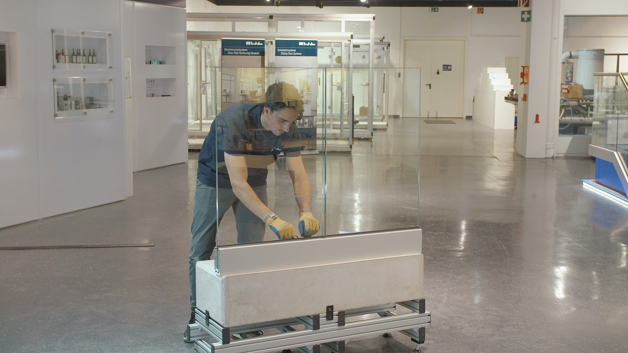 Disassembling VetroMount balustrade system