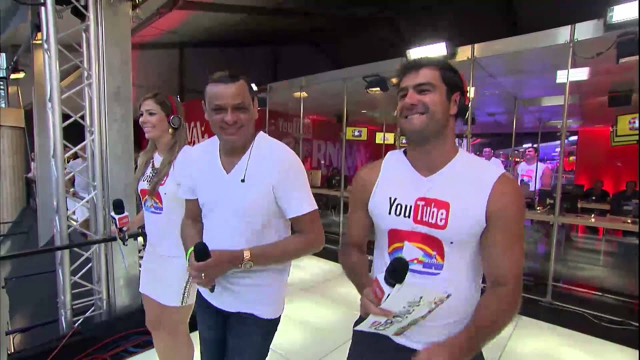 Araketu - Olha quem tá chegando aí - YouTube Carnaval 2013