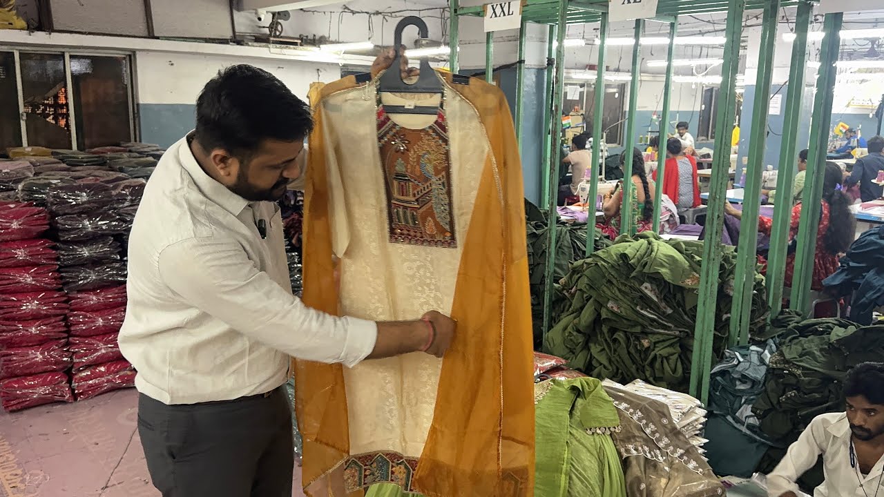 Крупнейшая фабрика Сурата, Rajnandini Factory Surat, 100% производственное предприятие по выпуску...