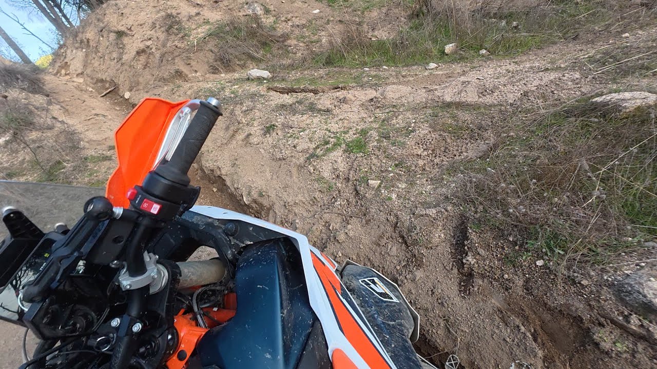 KTM 890 adventure R | Weekend action
