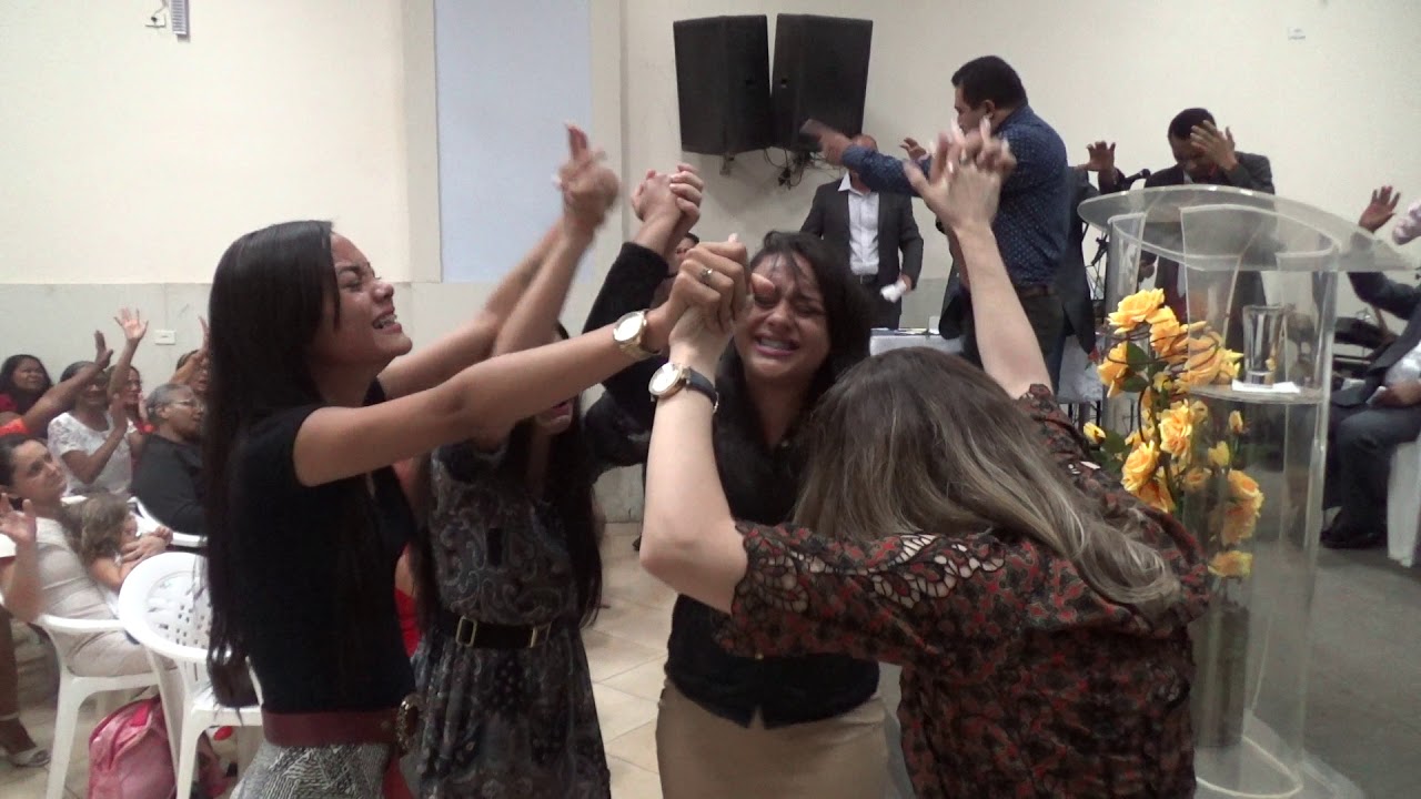 Pr Robinho -Batismo com o Espírito Santo, Igreja tomada pela presença de Deus - 14/12/2015