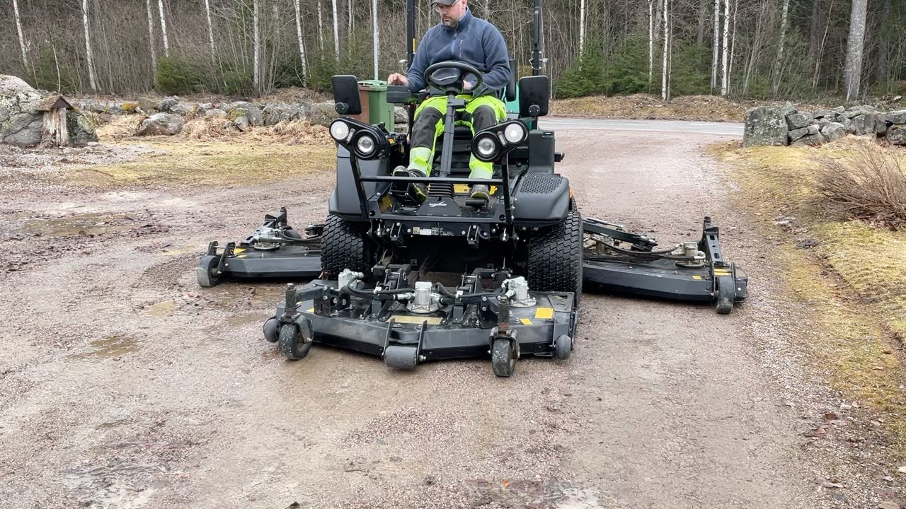 Köp Åkgräsklippare Ransomes MP653 på Klaravik