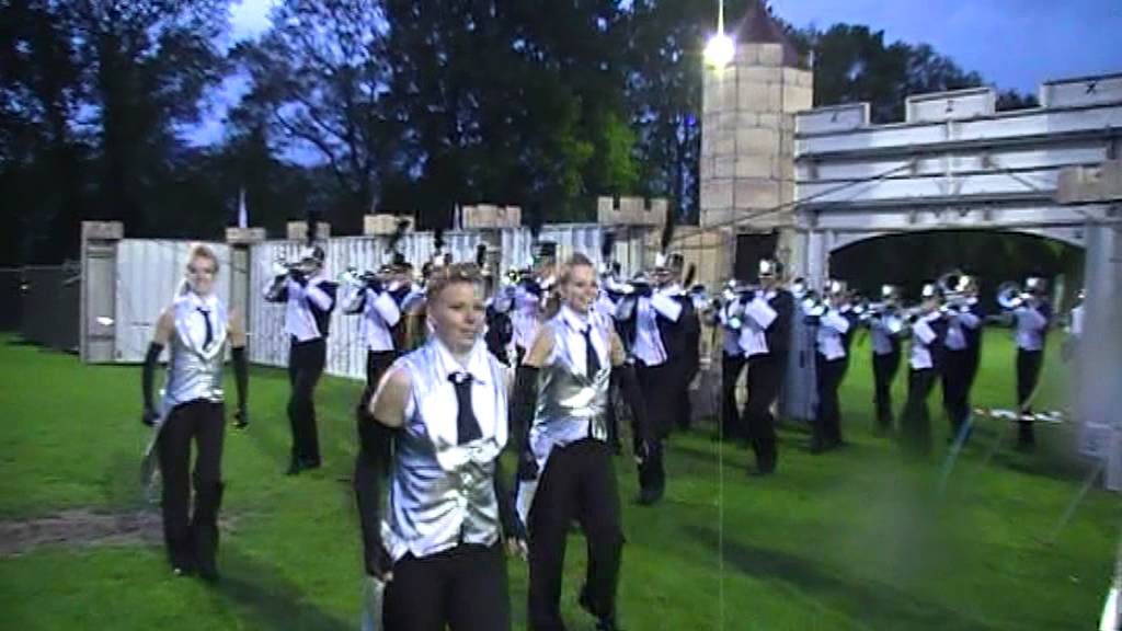 Showkorps Wilhelmus Sliedrecht taptoe Drogeham 2013