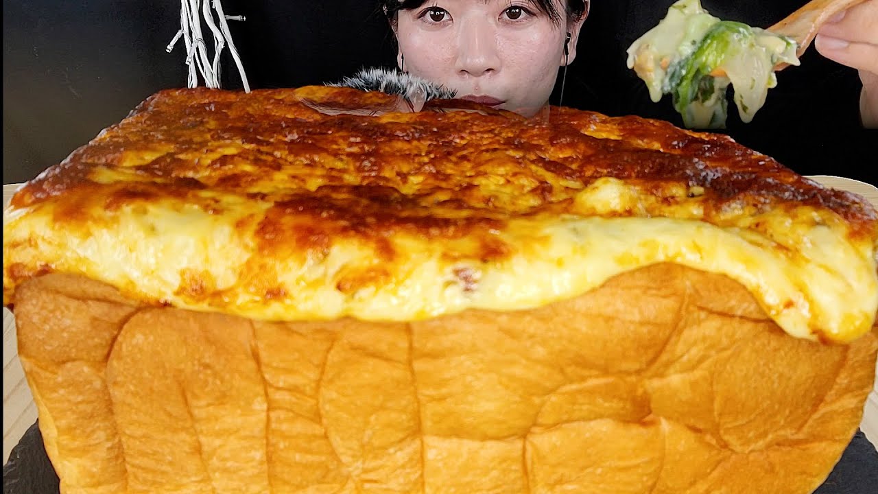 【ASMR】一斤の食パンでパングラタン🍞　咀嚼音/Mukbang/Eating Sounds　日本語字幕