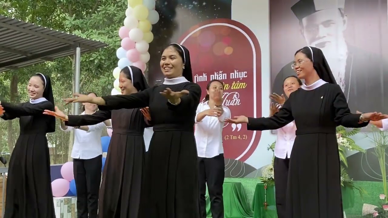 Cử điệu Đất chúng ta trổ sinh hoa trái & Cùng theo Chúa - Tu Xá Mân Côi Hàng Xanh & Các Em Học Viện