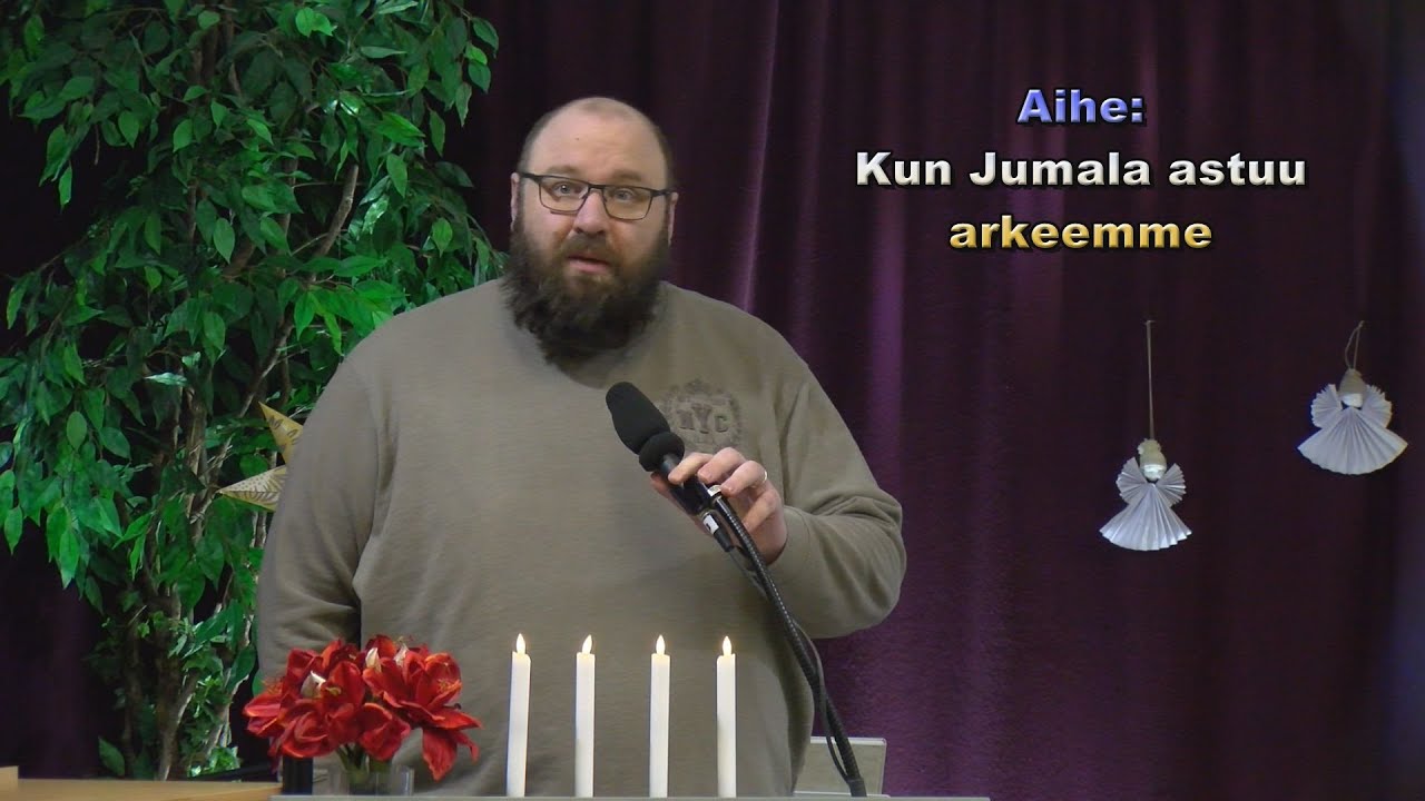 Ensio Manni: Kun Jumala astuu arkeemme
