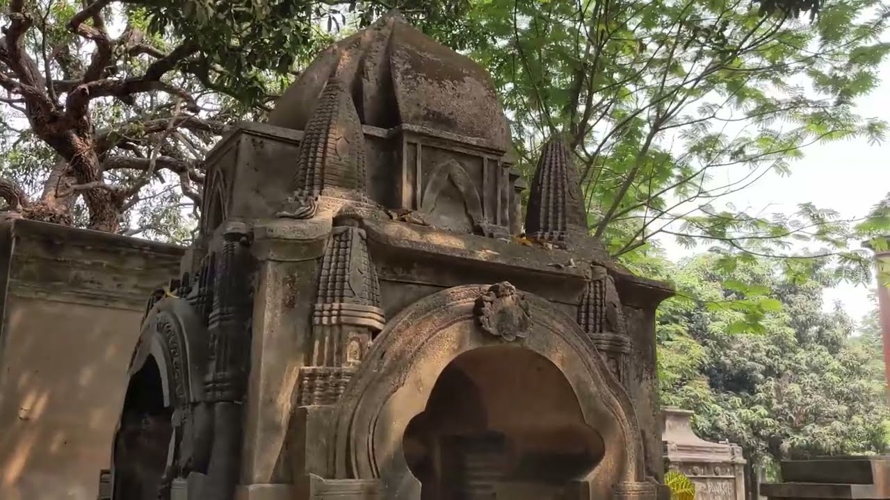 Late 17th century Calcutta. Mughal English trade. Job Charnock. St Johns Church Kolkata