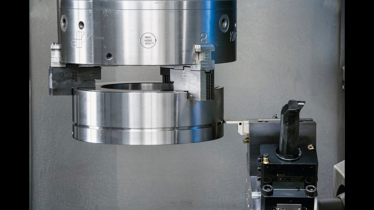 CNC-Drehmaschine VL 6 für die automatisierte Bearbeitung - EMAG Videos