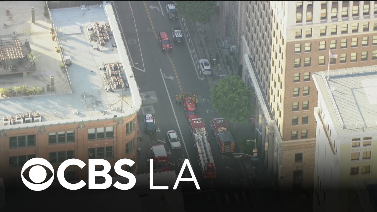 1 hospitalized, 5 others injured in downtown LA stabbing, firefighters say