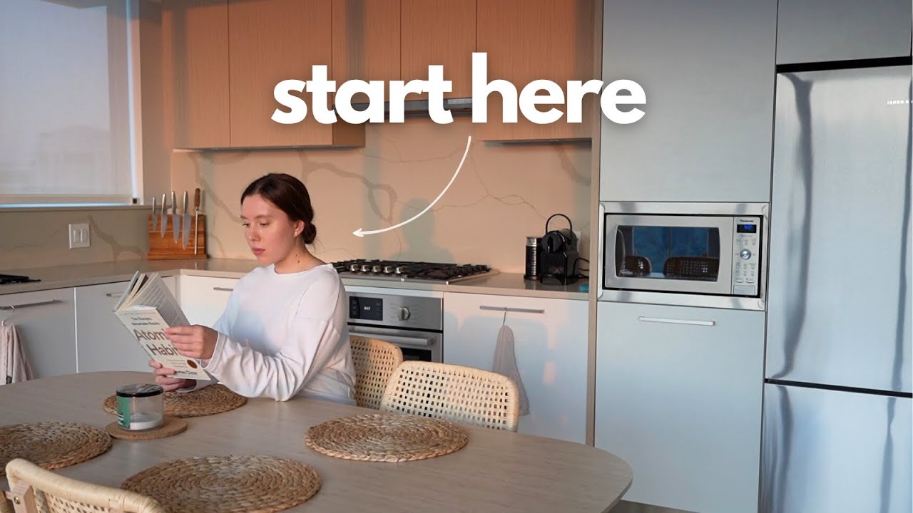 How to Become a Minimalist: A Beginner's Guide to Living With Less (and Loving It)