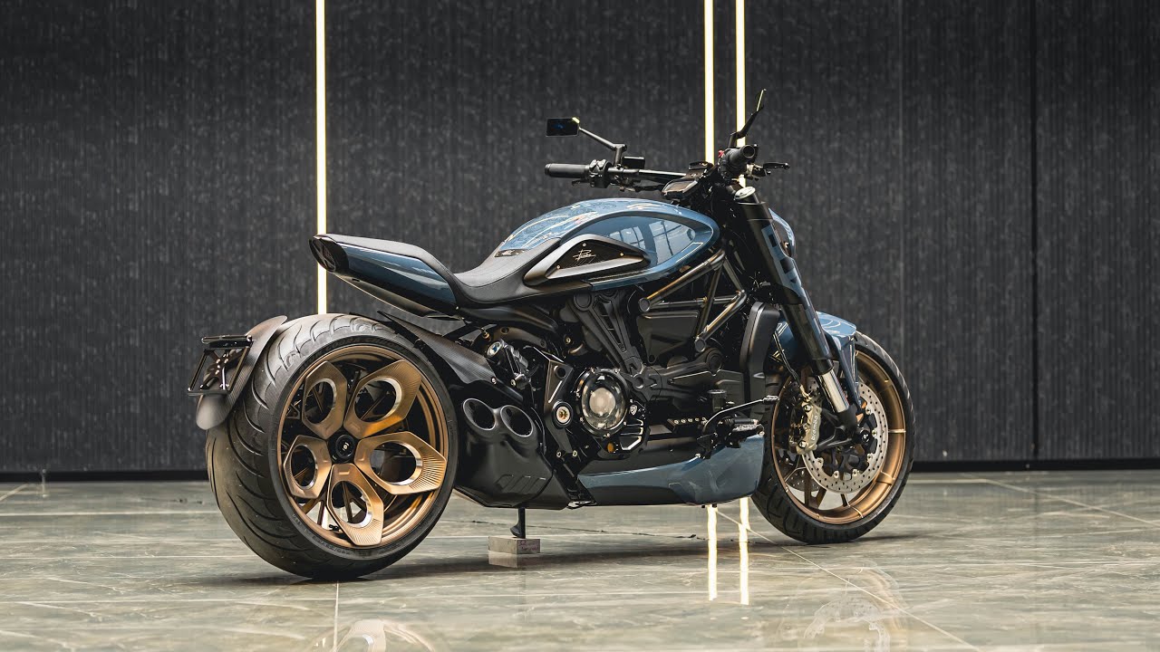 PIOMBO-X. Based on Ducati X-Diavel.