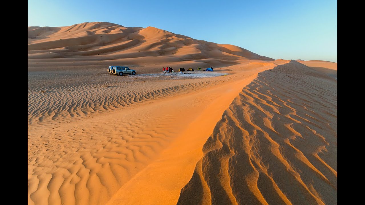 Driving in the Rub' al Khali (Empty Quarter) in Oman