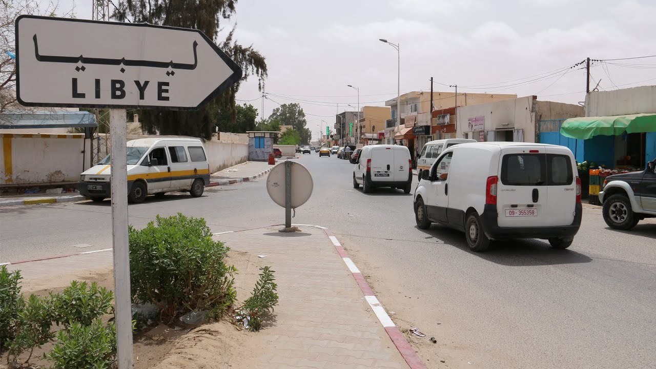 بين تونس وليبيا... استمرار إغلاق معبر رأس الجدير يهدد حركة التجارة