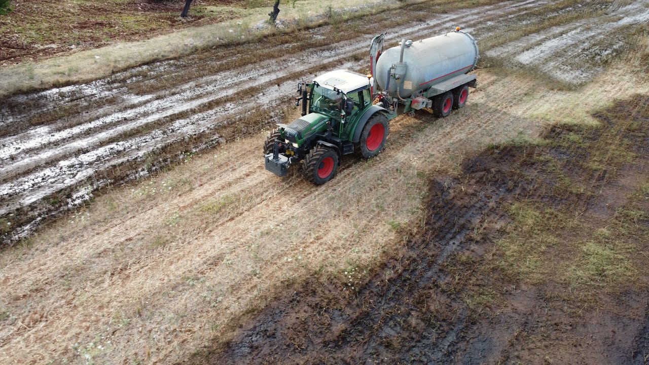 Fendt 211 vario TMS  + Bonsegna 140 - Liquid Manure Spreading