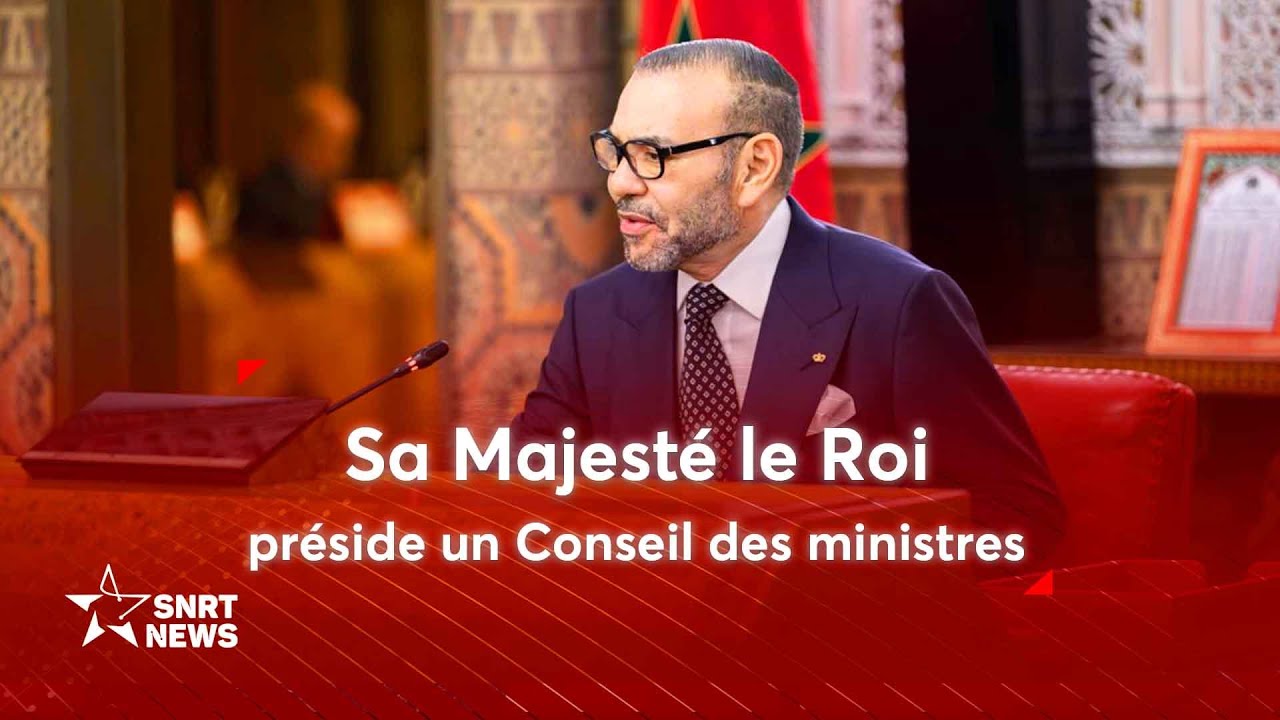 Sa Majesté le Roi préside un Conseil des ministres