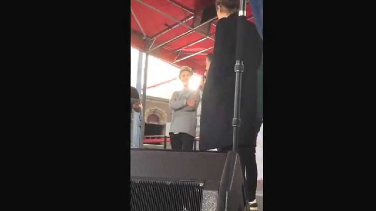 1D Orlando - Fan Zone Q&A