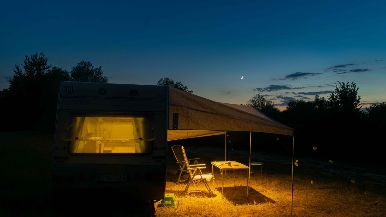 Off camping cu rulota. Am gatit orez cu legume si ciuperci si ne-am scaldat in raul Neajlov!!