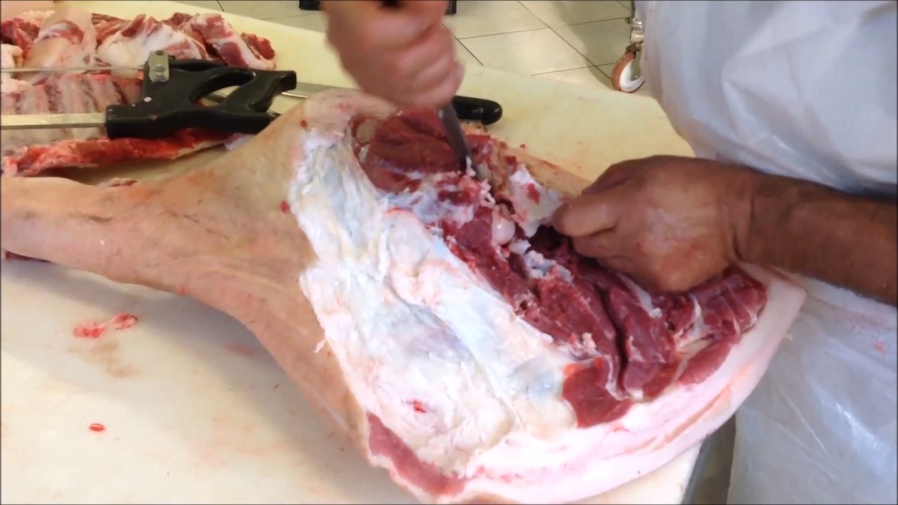 Preparazione del prosciutto, prima della salatura
