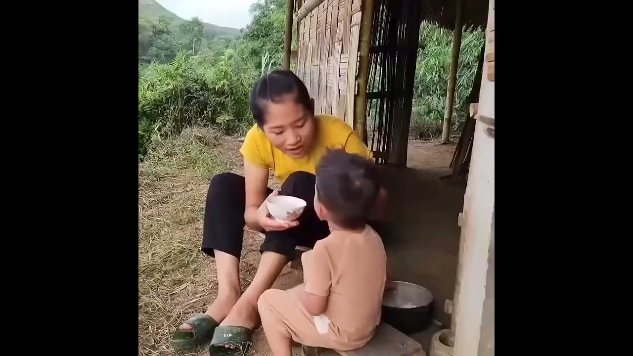 A Kind Uncle Helps a Single Mom and Her Child Find Happiness Again