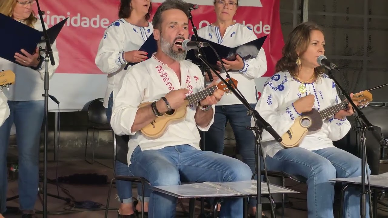  GRUPO DE CAVAQUINHOS  DE PONTE DA BARCA.   
