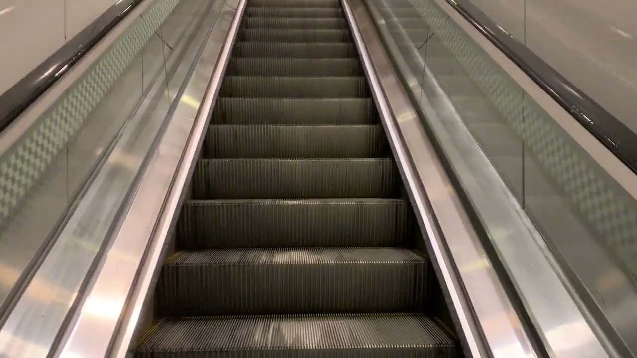 Cotai East LRT Station - Otis Escalator 🇲🇴 