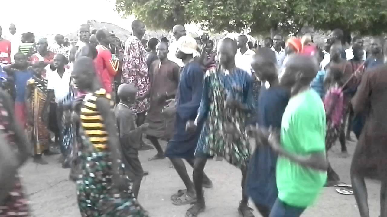 Dinka Bor: Rothii ke Abii loor