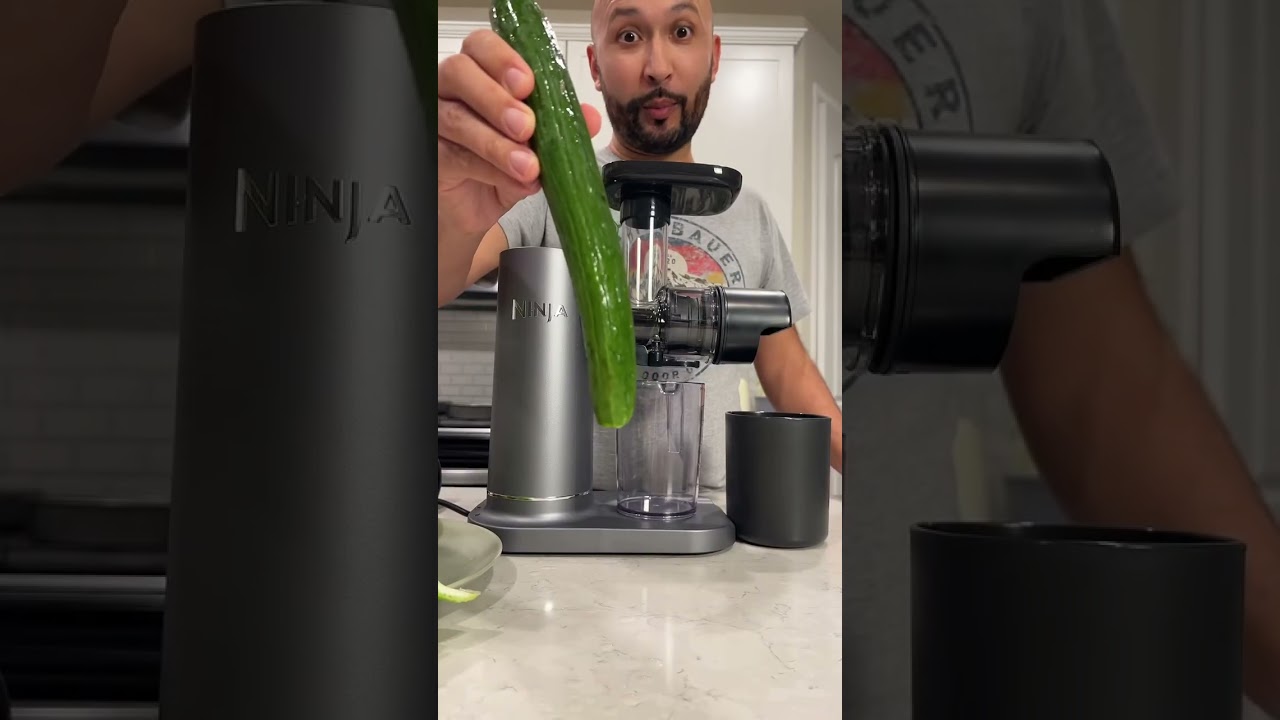 This Ninja NeverClog Cold pressed Jucier machine squeezes out every last drop from fruits and
