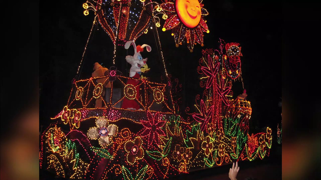 Tokyo Disneyland Electrical Parade: DreamLights Music Loop (It's a Small World) [10+ Minutes]