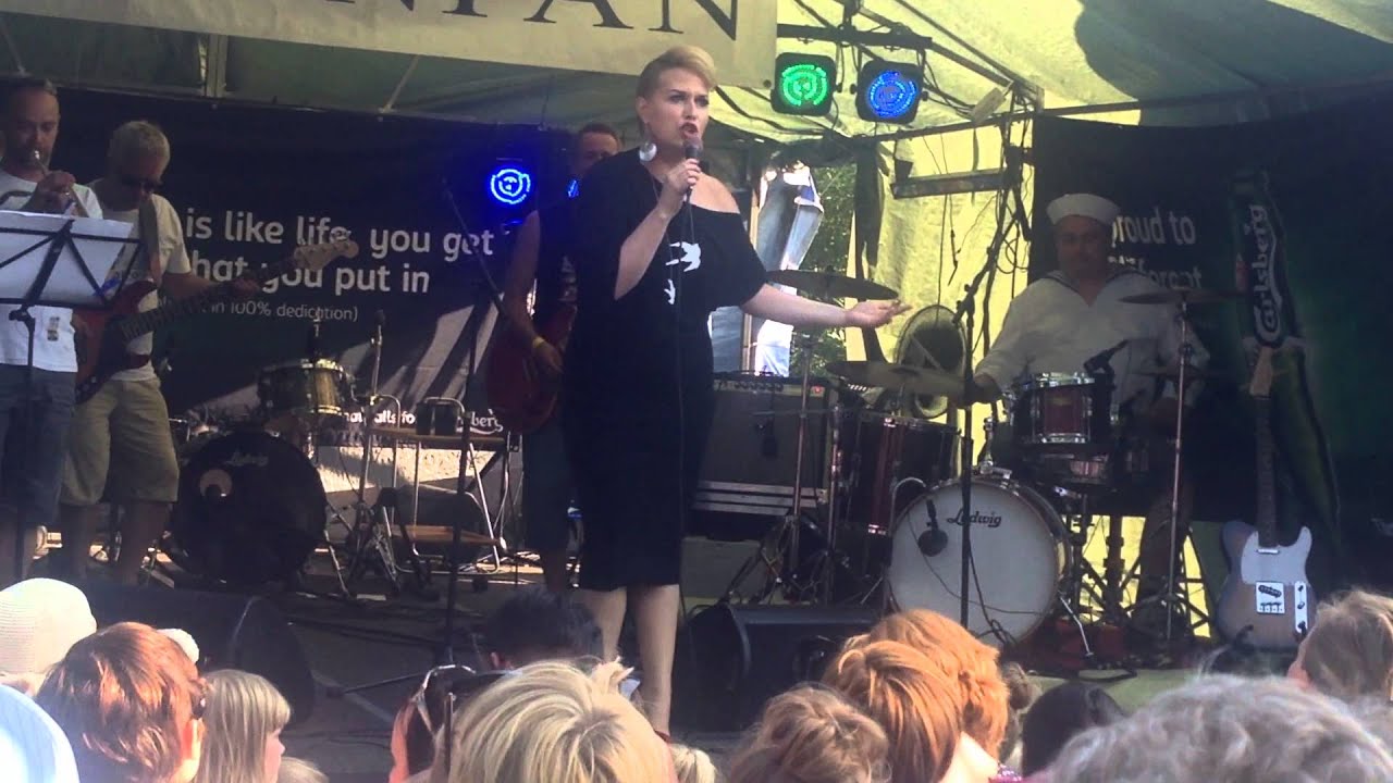 Johanna Försti Live