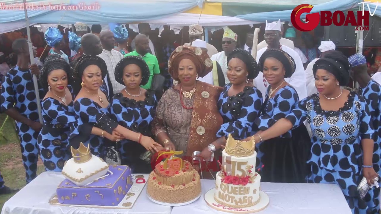 Alaafin of Oyo all seven Wives cuts Cake with birthday Queen at her 75th birthday party