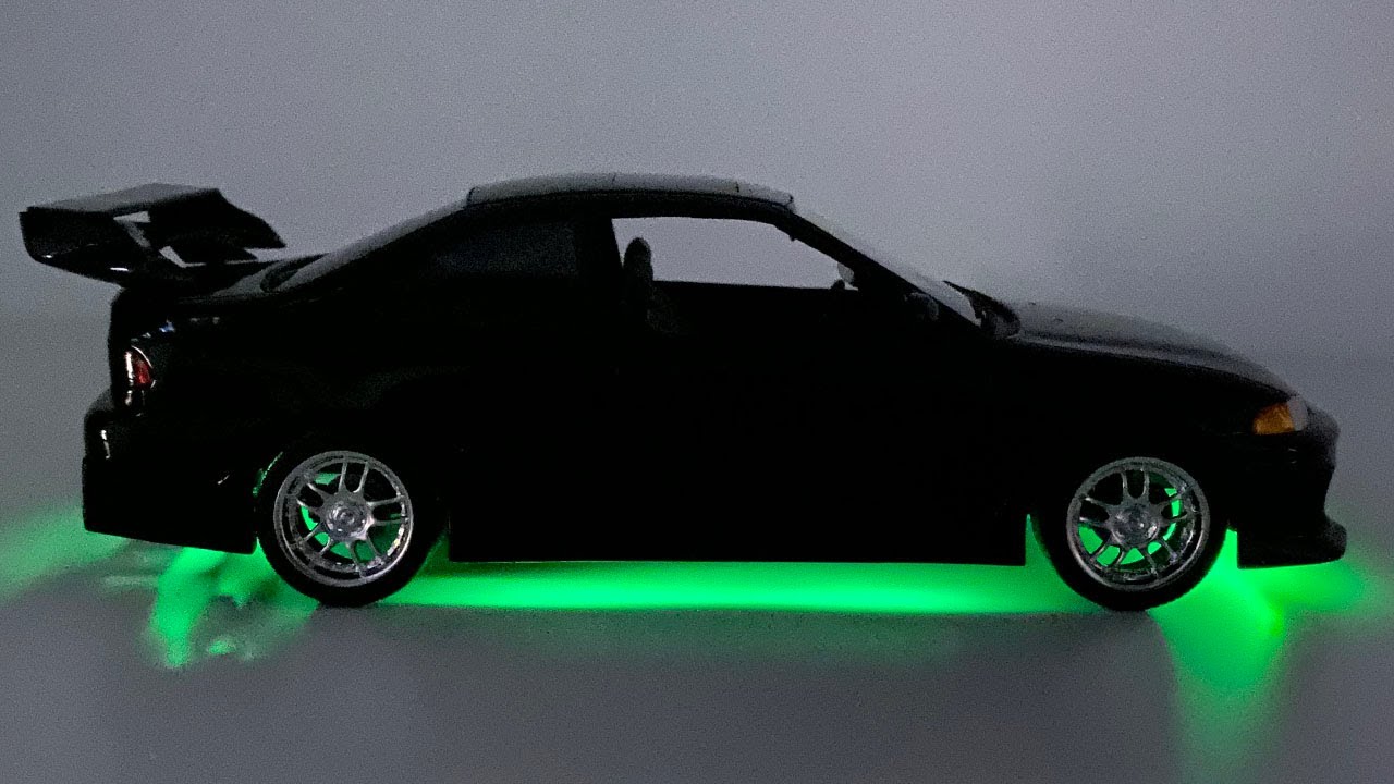 Сборка модели автомобиля Civic из фильма «Форсаж»