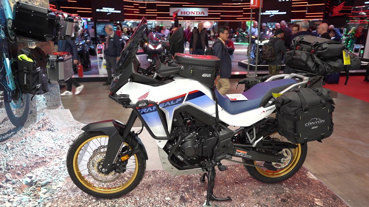 HONDA TRANSALP 750 2023 with GIVI side cases