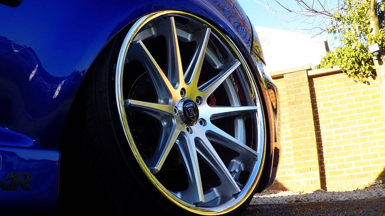 VW Golf Mkk R32 on Rohana RC10 Wheels - Airlift V2