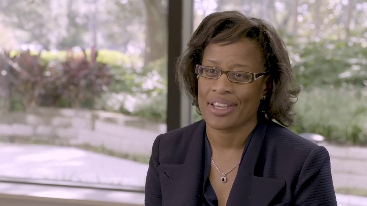 Interview with Leslie Hale, 2019 CREW Network Distinguished Leader