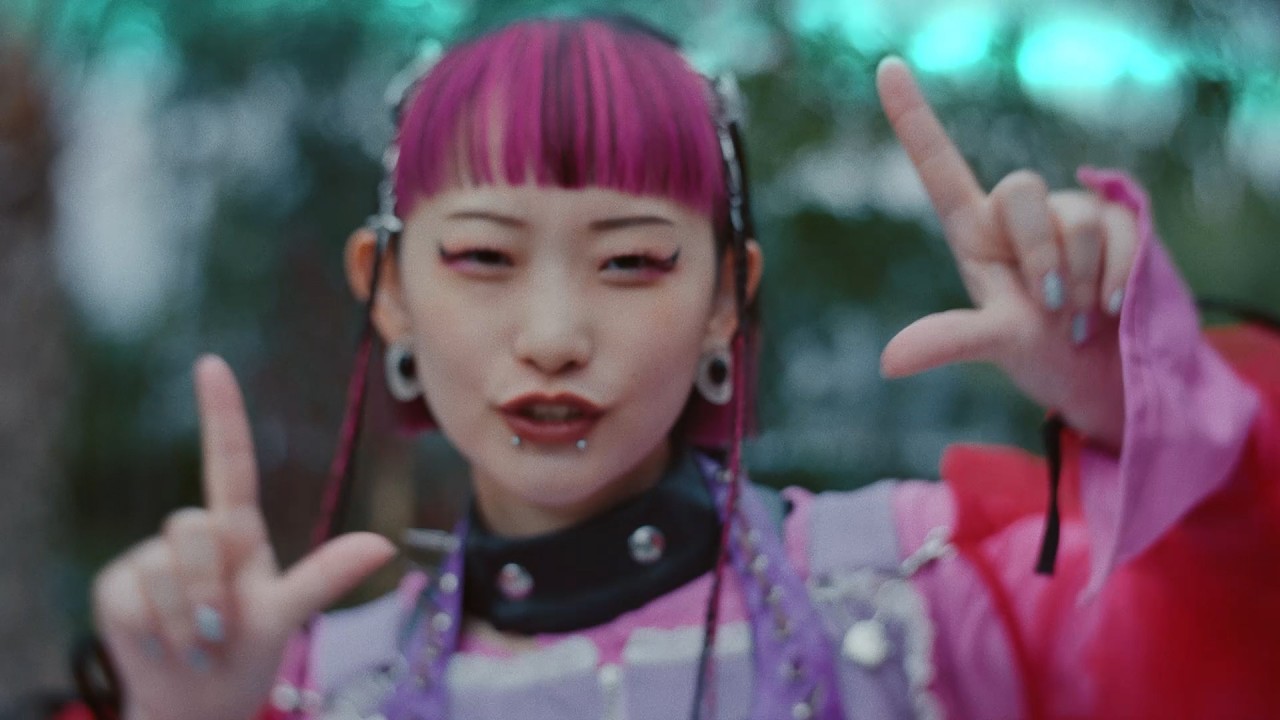 水曜日のカンパネラ・詩羽、楽曲「四天王」バックにオカモトレイジらクリエイターが集結！東急プラザ原宿「ハラカド」ショートフィルム＋メイキング