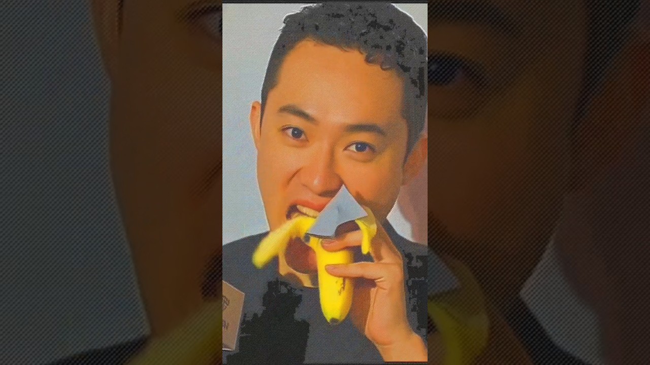 Duct-Taped Banana🍌  ArtItalian artist Maurizio Cattelan&rsquo;s iconic artwork Comedian  #Art #mustseeart
