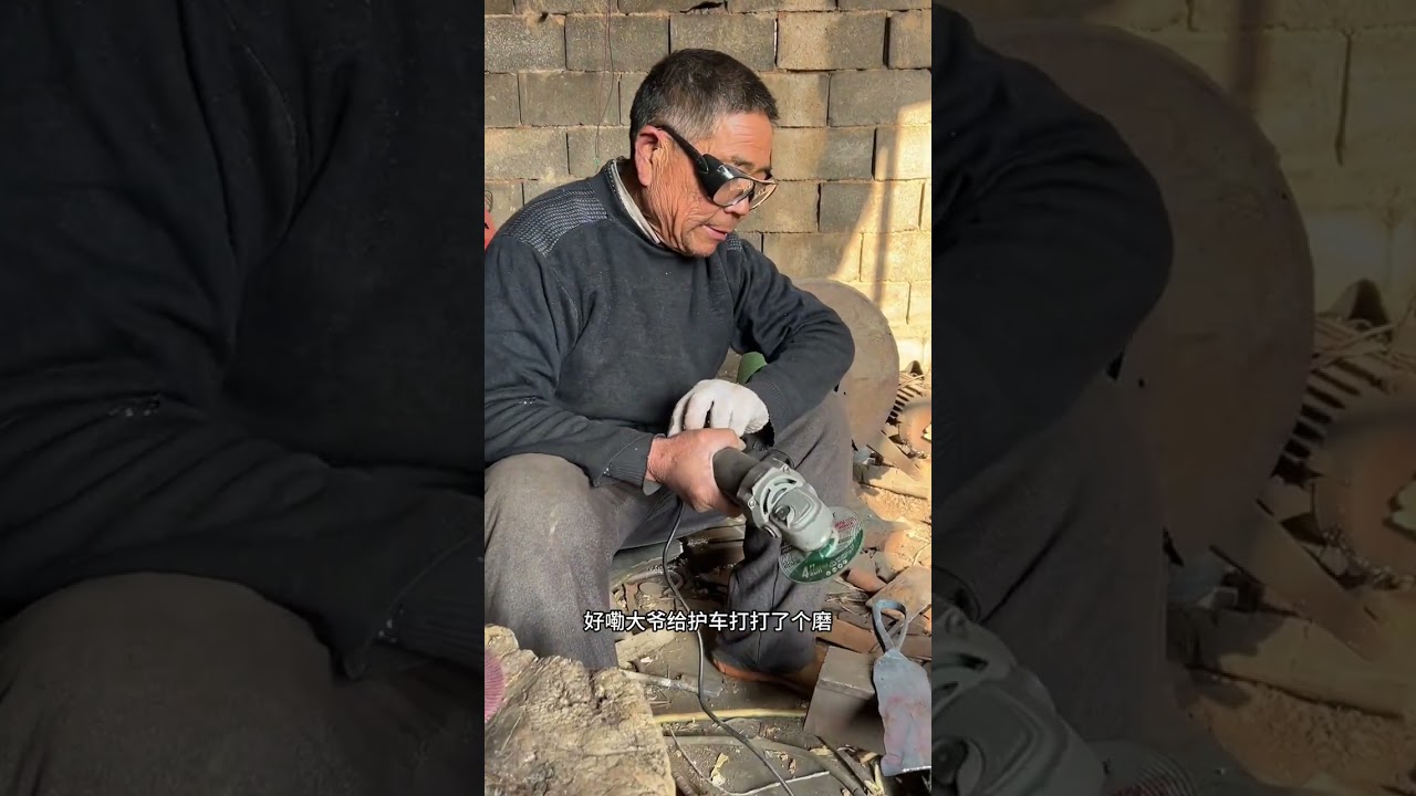 Rural blacksmith artisan making hand guards with steel bars#Rural areas#Artisan#Broken tee