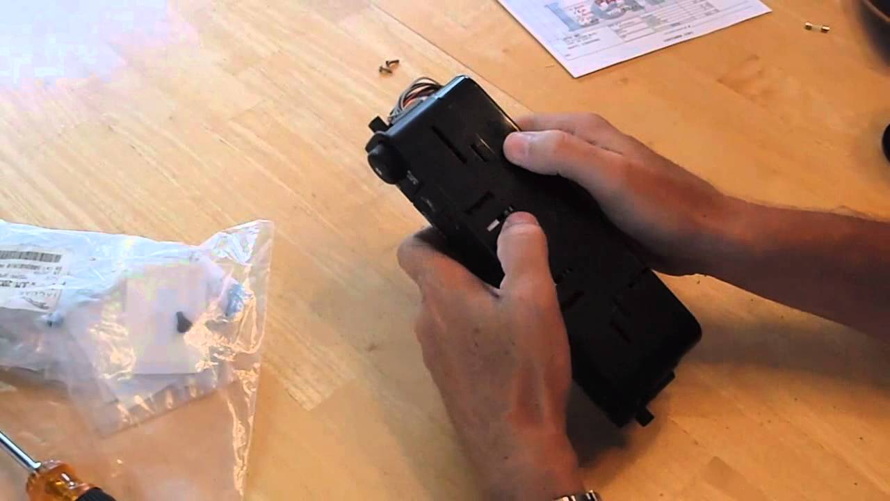 Replacing the Climate Control Bulbs on a Jaguar XK8
